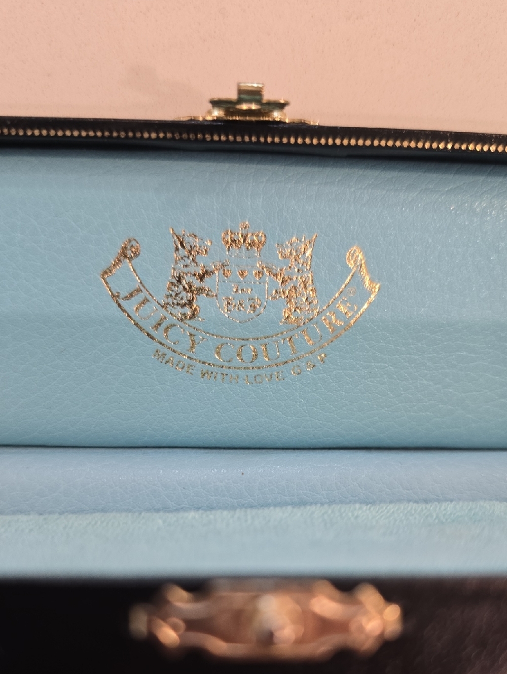 Juicy Couture Bracelet Jewelry Box - Picture 7 of 9